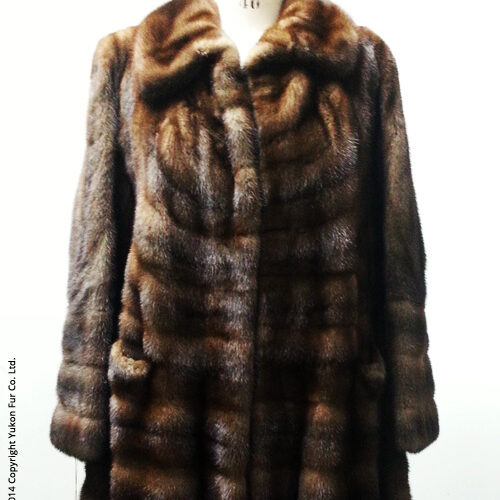 Yukon_Fur_coat_2289_front-