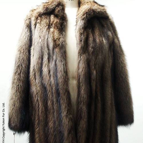 Yukon_Fur_coat_28956_front-