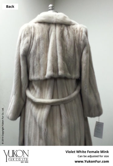 Yukon_Fur_coat_Casablanca_back