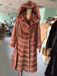 YukonFur_Toronto_Made_To_Measure_Custom_Fur_Coats_New_Fashion_Design_36
