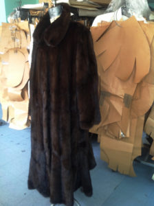 YukonFur_furs_coat_store_shop_Toronto_Canada_made_to_measure_dark_mink_jacket